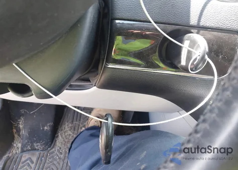 2016 Chrysler Town & Country Touring from USA, damaged, VIN 2C4RC1BG4GR228727